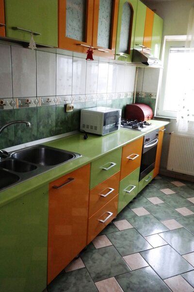 Brancoveanu- Secuilor, stradal, doar 3min metrou si parc!